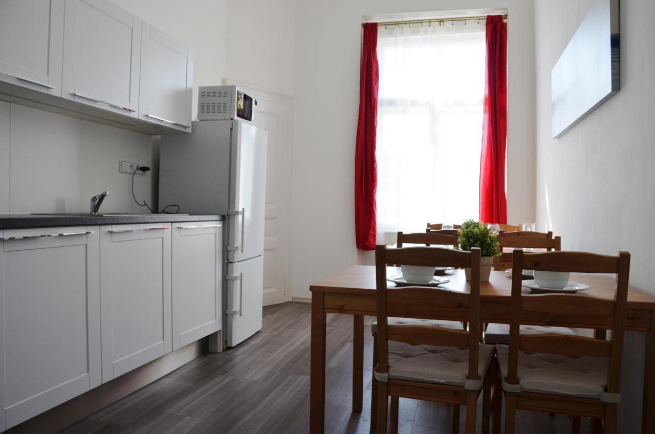Apartment In The Heart Of Prága Kültér fotó